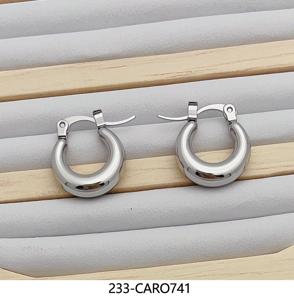 233-CARO741