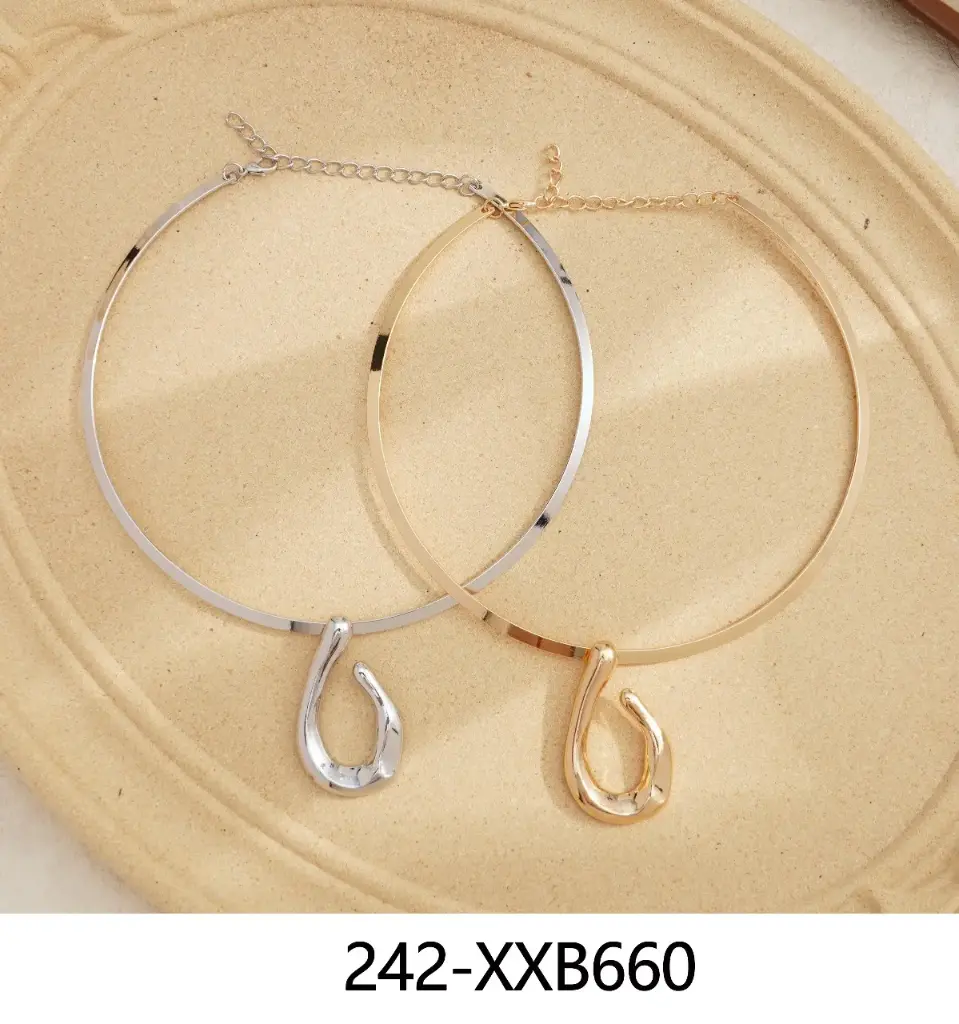 Collar