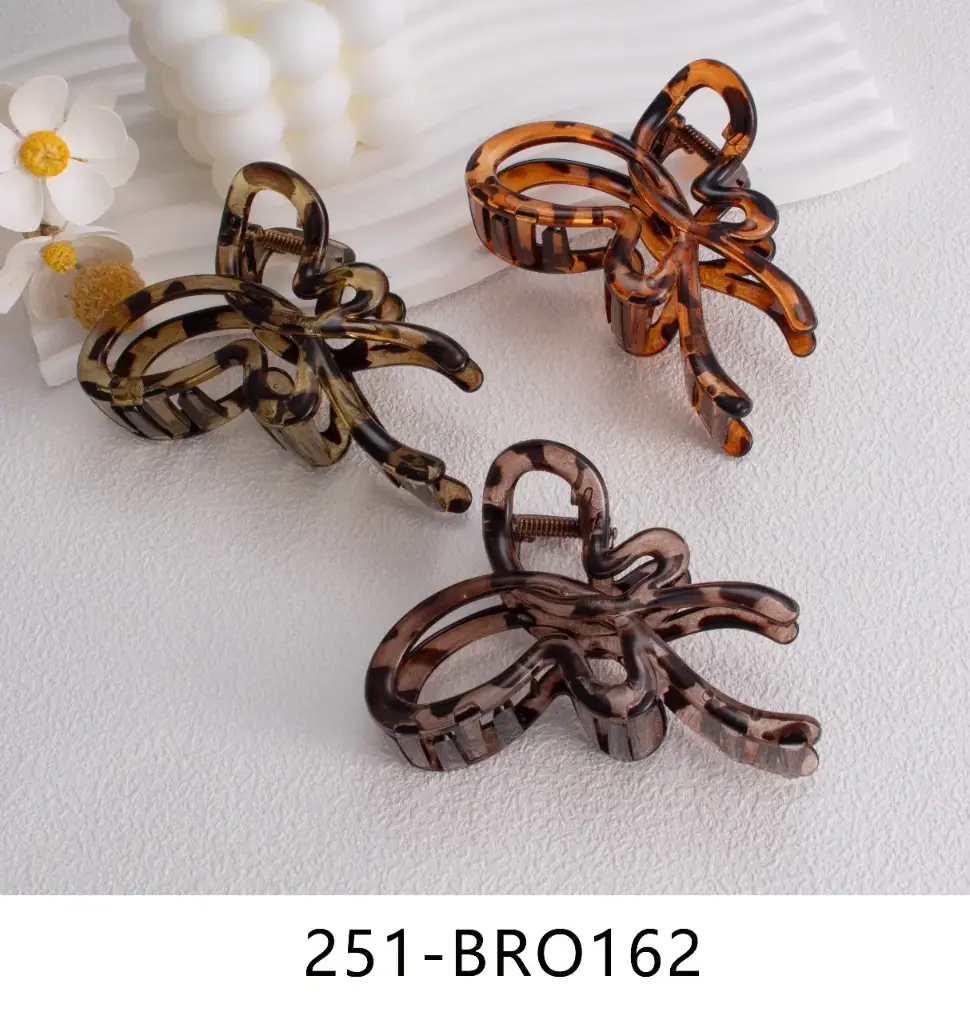 broche