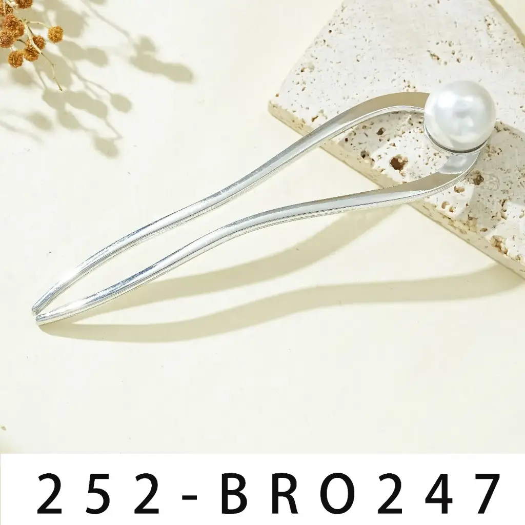Broche