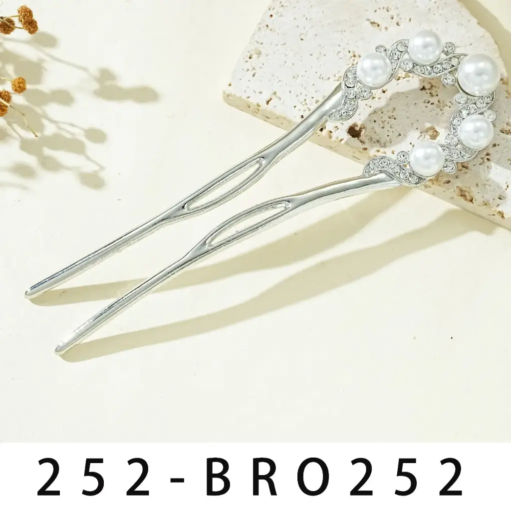 Broche