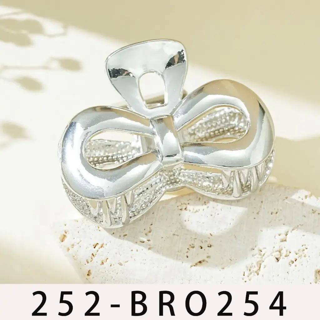 Broche