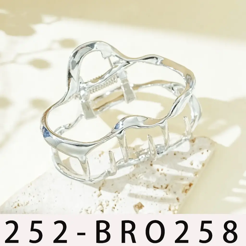 Broche