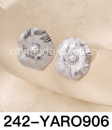 [242-YARO906] Aro 