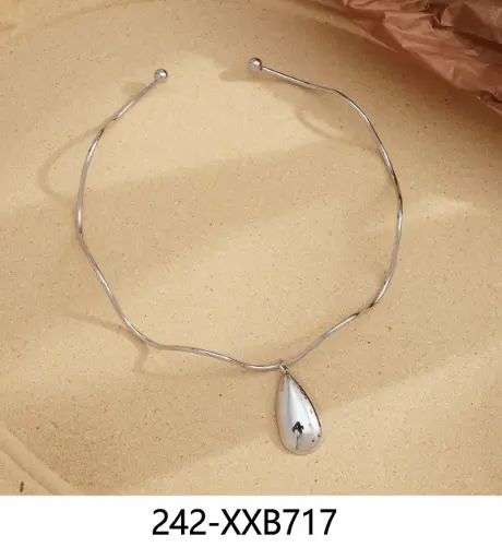 [242-XXB717] Collar