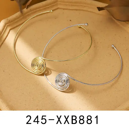 [245-XXB881] Collar