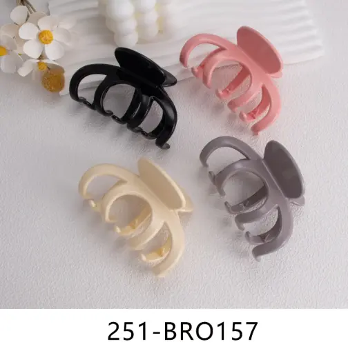 [251-BRO157] broche