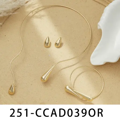 [251-CCAD039OR] collar y aro y pulsera