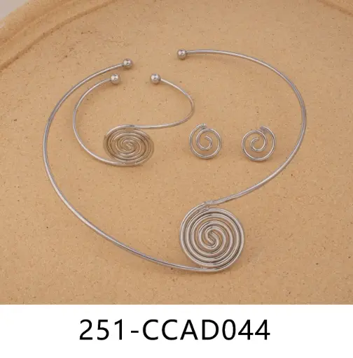 [251-CCAD044] Collar y aro y Pulsera